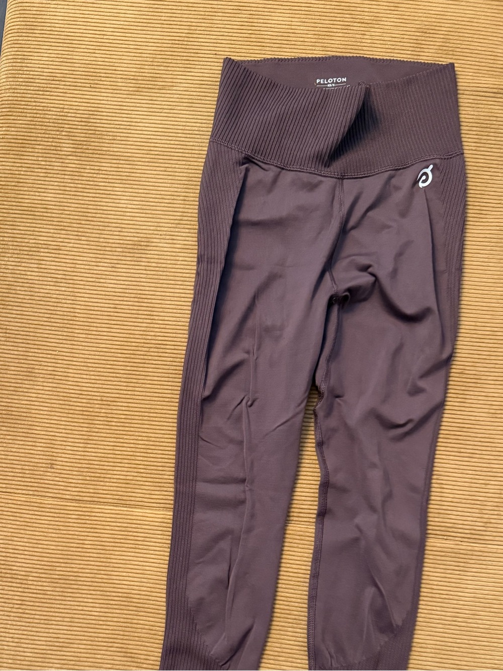Peloton Seamless Leggings in Chocolate Brown